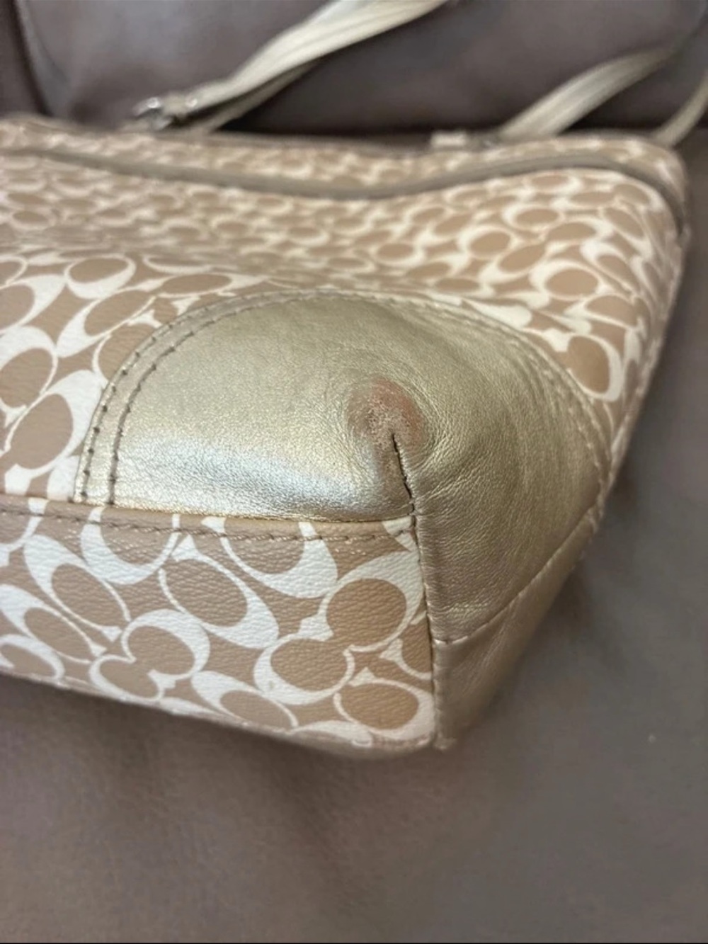 Coach Chelsea Signature Jacquard Stripe Tote and Wristlet Wallet Set - Picture 4 of 16